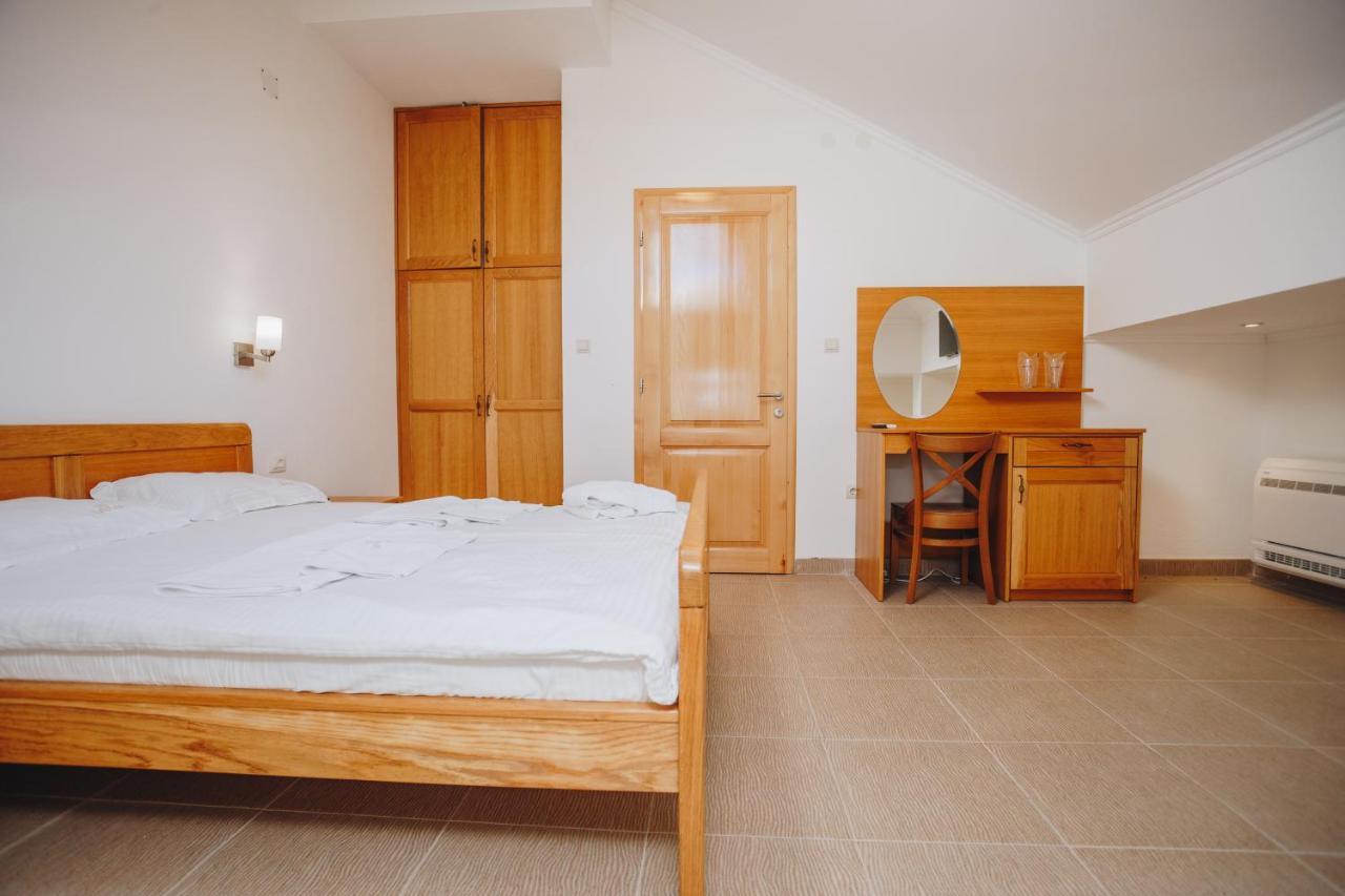 Eco Winery Lipovac Apartments Cetinje Eksteriør billede